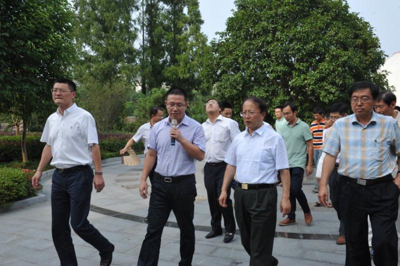 中央党校副校长来湖州EVO视讯碎石有限公司调研